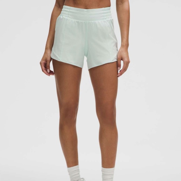 Lululemon | Hotty Hot High-Rise Lined Short 4" | Mint Breeze | Size 12 - Picture 4 of 10